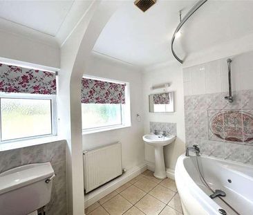 Lambrook Road, Shepton Beauchamp, Ilminster, Somerset, TA19 - Photo 4