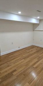 Beautiful Basement - 2Bedrooms 2Bathrooms - Photo 4