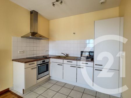 Location Appartement 3 pièces 62m² CHATEAUROUX 36000 - Photo 3
