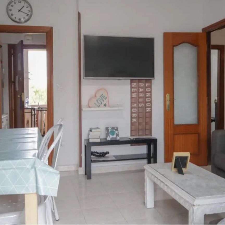 Piso de alquiler en San Cristóbal - Photo 1