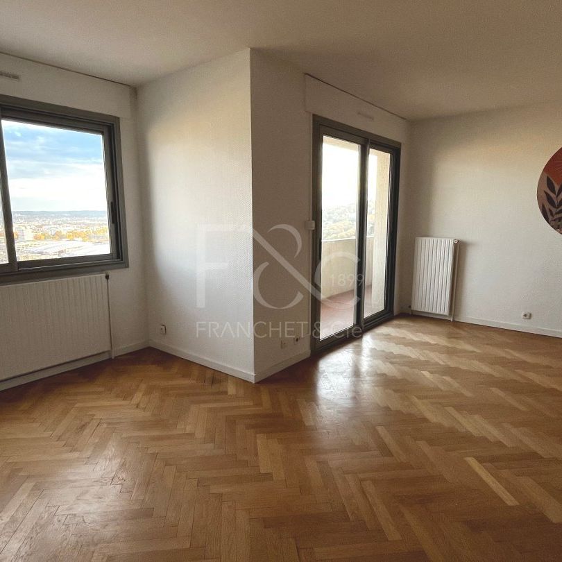 T2 64m² avec parking - Avenue Debrousse Lyon 5ème - Photo 1