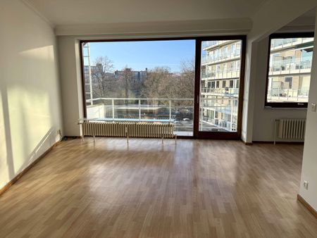 Charmante en recent gerenoveerde studio met slaaphoek en terras. - Photo 2