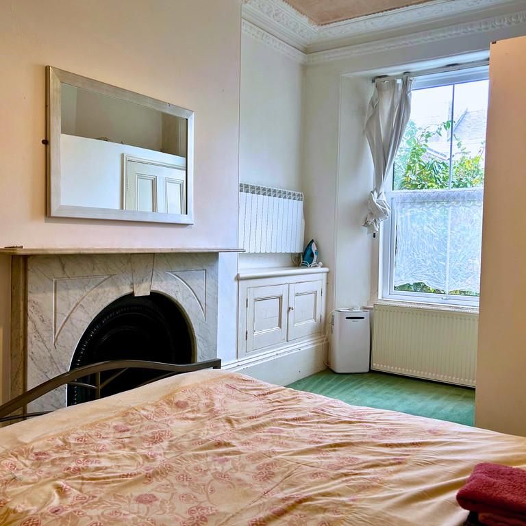 1 bedroom ground floor flat to rent - Photo 1