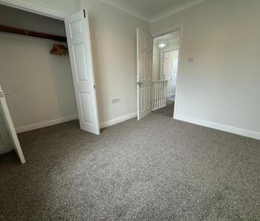 2 bedroom semi-detached house to rent - Photo 5