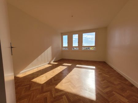 Location Appartement 3 pièces 79m² ARRAS 62000 - Photo 2