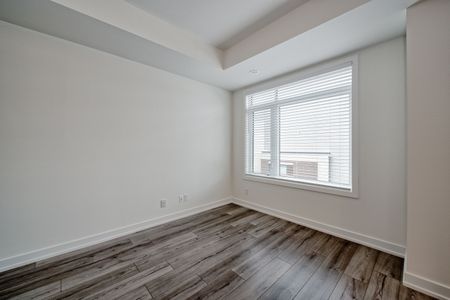For Lease - 3058 SIXTH Line Unit# 316, Oakville, Ontario - Photo 2
