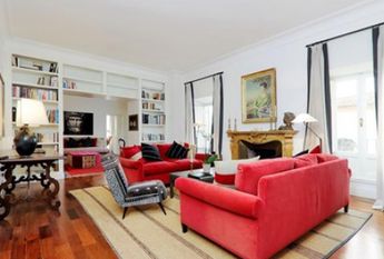 Attic-Spagna: 250mq. Duplex Penthouse located in 15th century Historical Building. Large double living room with fireplace, study, 3 bedrooms, 3 baths, spectauclar entertaining room with 360° views of antique Rome, rooftops and Cupoa’s. Ref #120