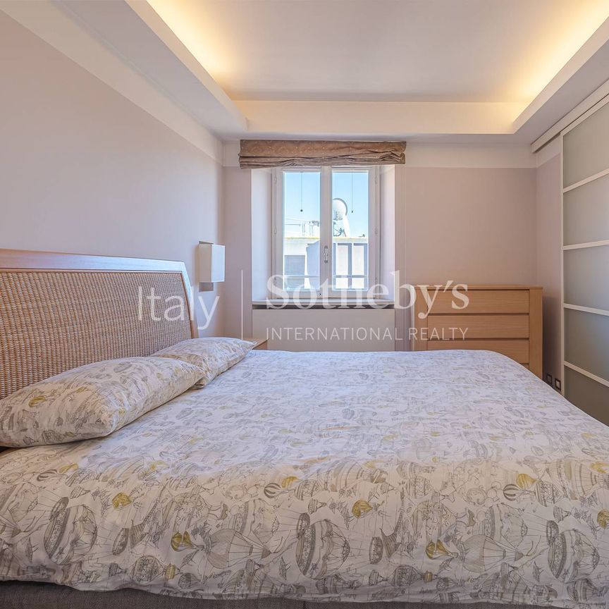 Furnished two-level apartment with terraces - Photo 1