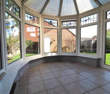 4 bedroom detached house to rent - Photo 5