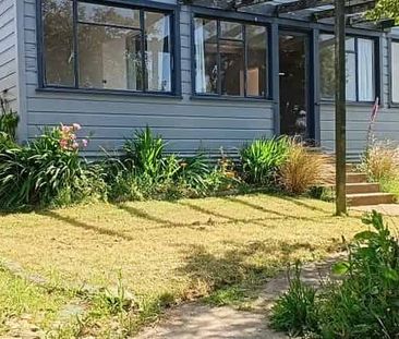 Ocean View Dream: 3-Bed Home Across From The Beach - Photo 2