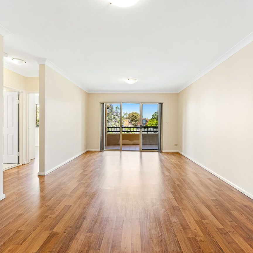 Perfectly Positioned Two Bedroom Apartment - Photo 1