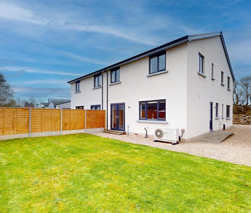 3 bedroom semi-detached house to rent - Photo 2