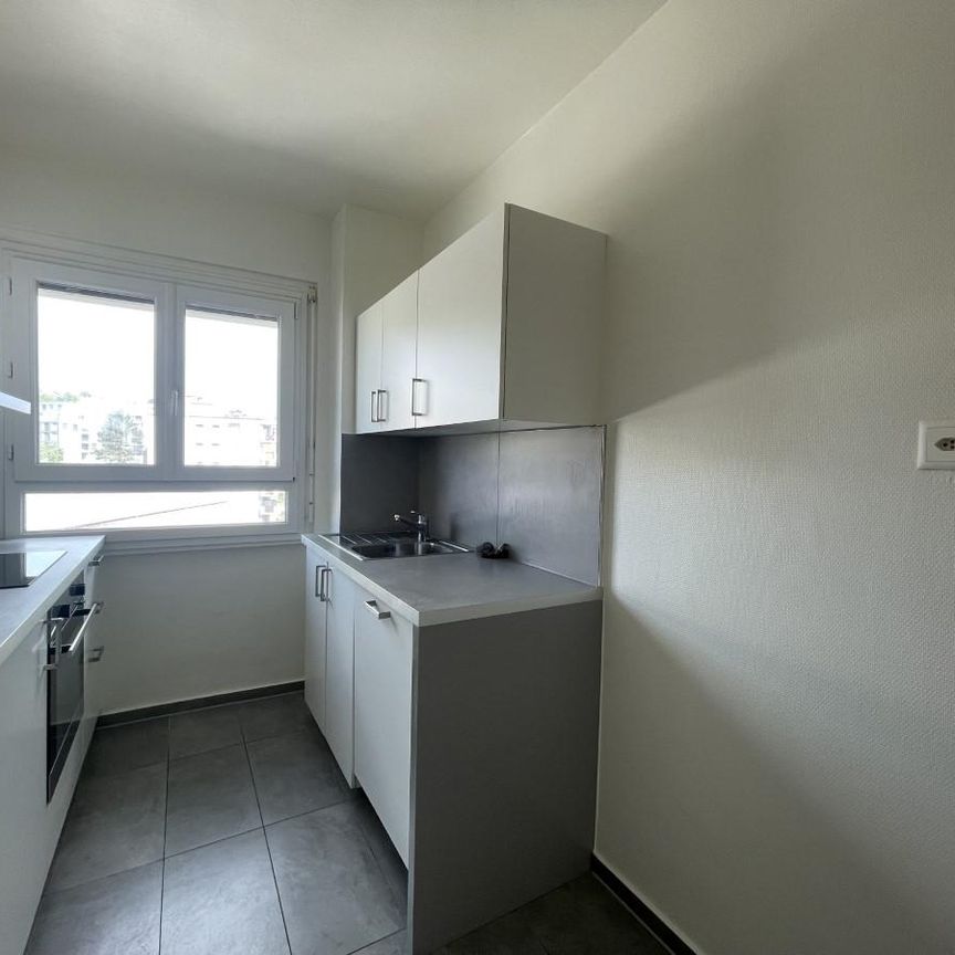 2.5p proche du centre ville ! - Photo 1