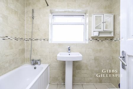 3 Bedroom House to rent - Photo 4