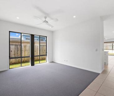 12 Crinum Circuit, Coomera, QLD 4209 - Photo 5