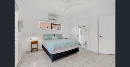 Forest Gardens Gem – Refurbished 4-Bed Ready December 13th - Photo 2