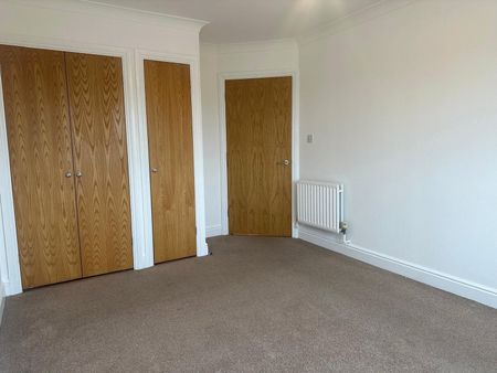 Heath Road, Twickenham, TW1 flat to rent - Photo 5