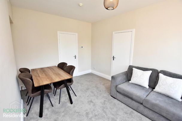 Apt 3, 244 Upper Newtownards Road, Belfast, BT4 3EU - Photo 1