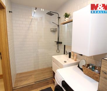 Pronájem bytu 2+1 42 m² - Photo 1