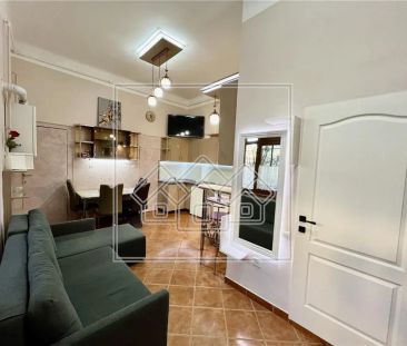 Apartament de inchiriat - 3 camere, mobilat, parcare - Noica - Photo 1