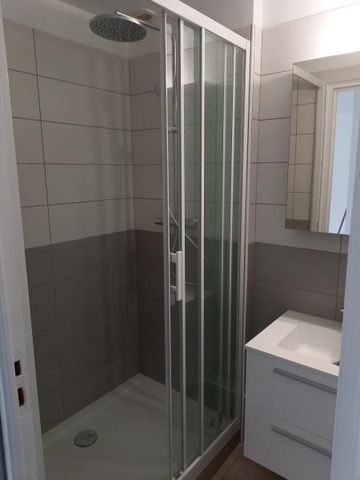 Location Appartement 4 pièces 53m² ABBEVILLE 80100 - Photo 5