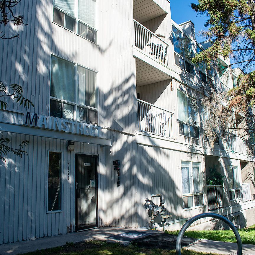 2121 17 Street SW, Calgary - Photo 1