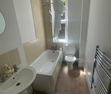 1 Bed Flat, Old Market, BS2 - Photo 4