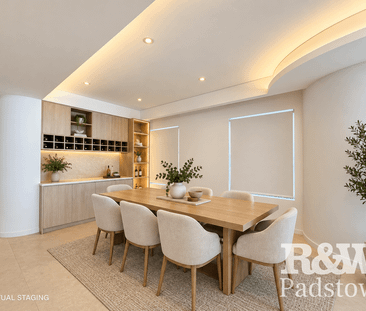 Five-Bedroom Residence with Multiple Ensuites and Double Garage - Photo 2