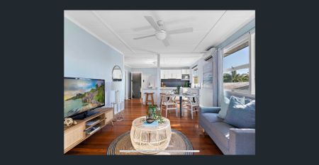 Lovely two bedroom home in quiet street - Photo 3