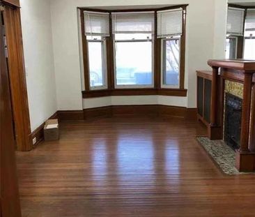 For Lease - 440 Delaware Avenue, Toronto, Ontario - Photo 1