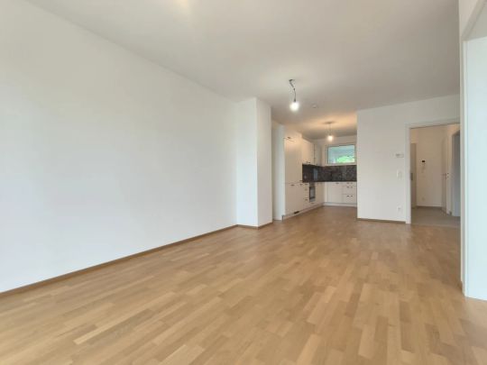 Geräumige 2-Zimmer mit 14,35 m² Balkon - Hochwertige Küche - Bahnhof in der Nähe - Photo 1