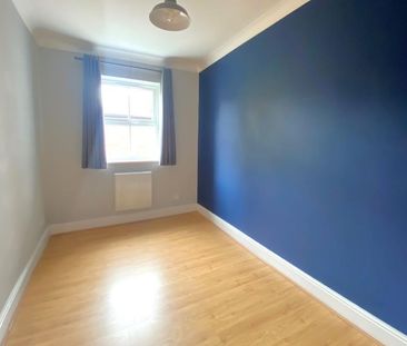 15-21 Broomhall Road, Woking - 2 bedrooms Property for lettings - S... - Photo 1
