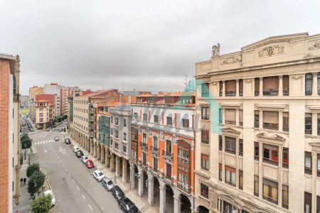 Piso de alquiler en Marqués de San Esteban, Barrio del Centro - Foto 3