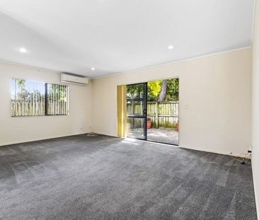 PAPAKURA, 3 BEDROOMS - Photo 1