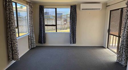 Affordable 3-Bedroom, 1-Bath Home in a Great L... - Photo 5