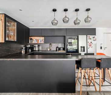 Appartement • La Plaine des Sablons - Photo 6