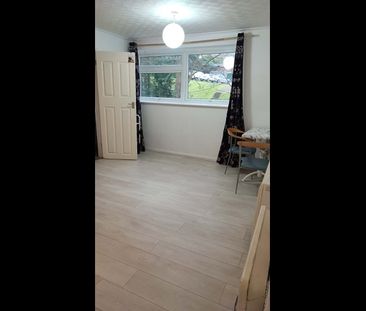 1 Bed Flat, Rutland Court, LU2 - Photo 1