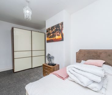 ASQUITH AVENUE MORLEY LEEDS - Photo 4
