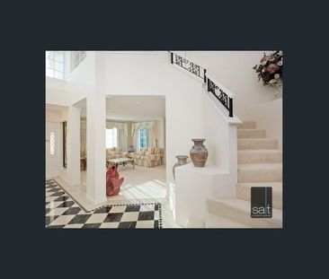 Suburban Furnished Family Home - Photo 6