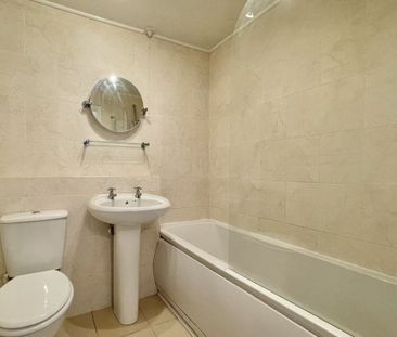 Flitcroft Lea, HIGH WYCOMBE - Photo 6