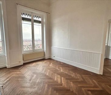 Appartement à louer 3 pièces 109.6m² - Photo 3