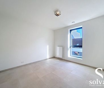 Luxe appartement met twee slaapkamers te centrum Aalter - Photo 3