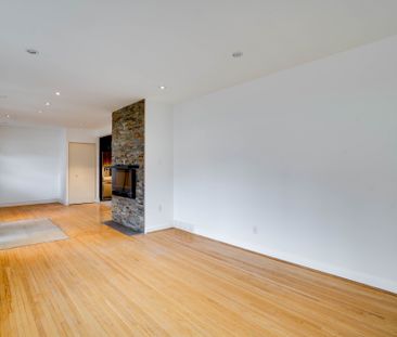 For Lease - 12 Glen Agar Drive, Toronto, Ontario - Photo 3