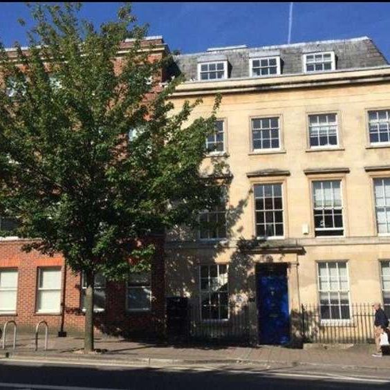 London Street, Reading, RG1 - Photo 1