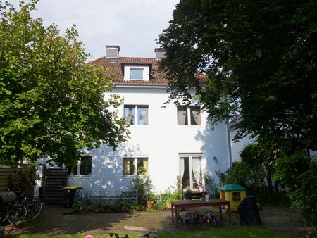 Gemütliche Altbauwohnung in Bielefeld, Schillerstraße - Photo 4