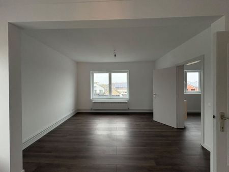 Volledig gerenoveerde woning met 3 slpks en tuin in Zepperen - Foto 3