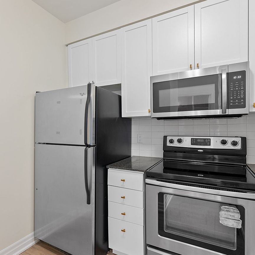 For Lease - 2121 Lake Shore Boulevard Unit# 2308, Toronto, Ontario - Photo 1