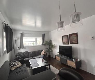 BEAU GRAND 3 1/2 BIEN SITUÉ À HULL - Photo 1