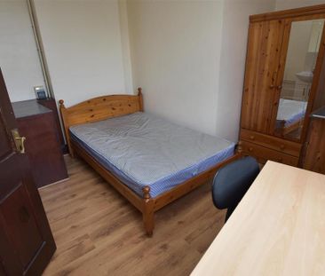 4 bedroom house to rent - Photo 1
