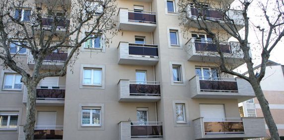 Location Appartement 1 pièce 26m² - Photo 2